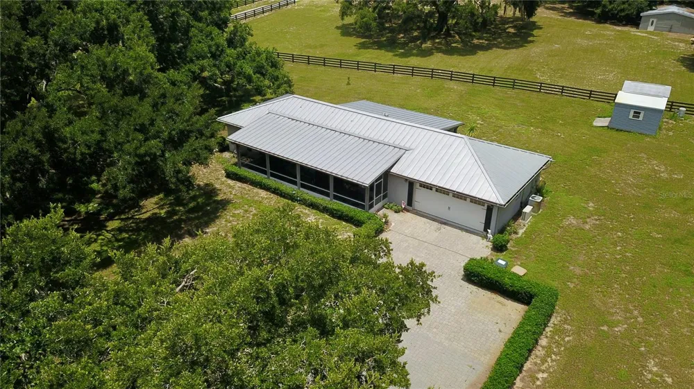 16945 W PHIL C PETERS ROAD Winter Garden, FL 34787