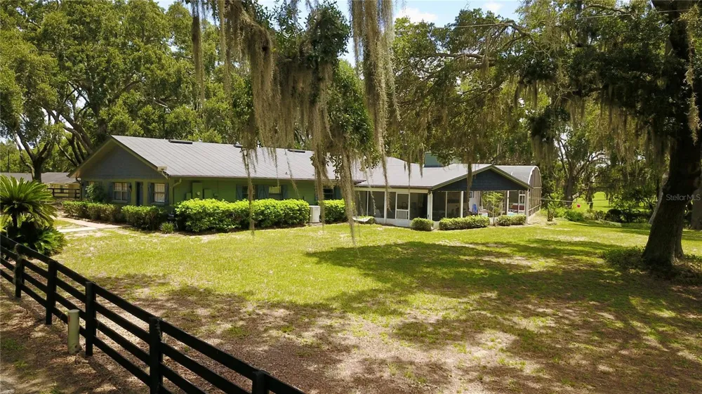 16945 W PHIL C PETERS ROAD Winter Garden, FL 34787