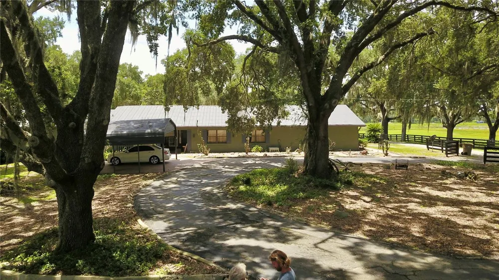 16945 W PHIL C PETERS ROAD Winter Garden, FL 34787