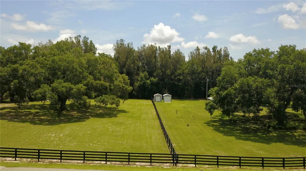 16945 W PHIL C PETERS ROAD Winter Garden, FL 34787