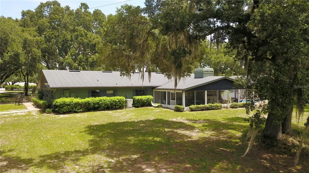 16945 W PHIL C PETERS ROAD Winter Garden, FL 34787