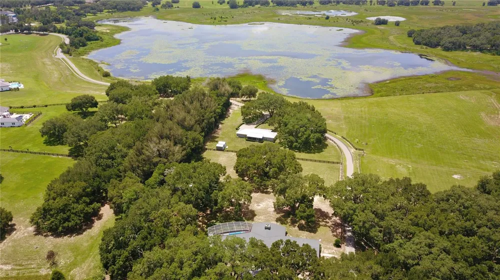 16945 W PHIL C PETERS ROAD Winter Garden, FL 34787