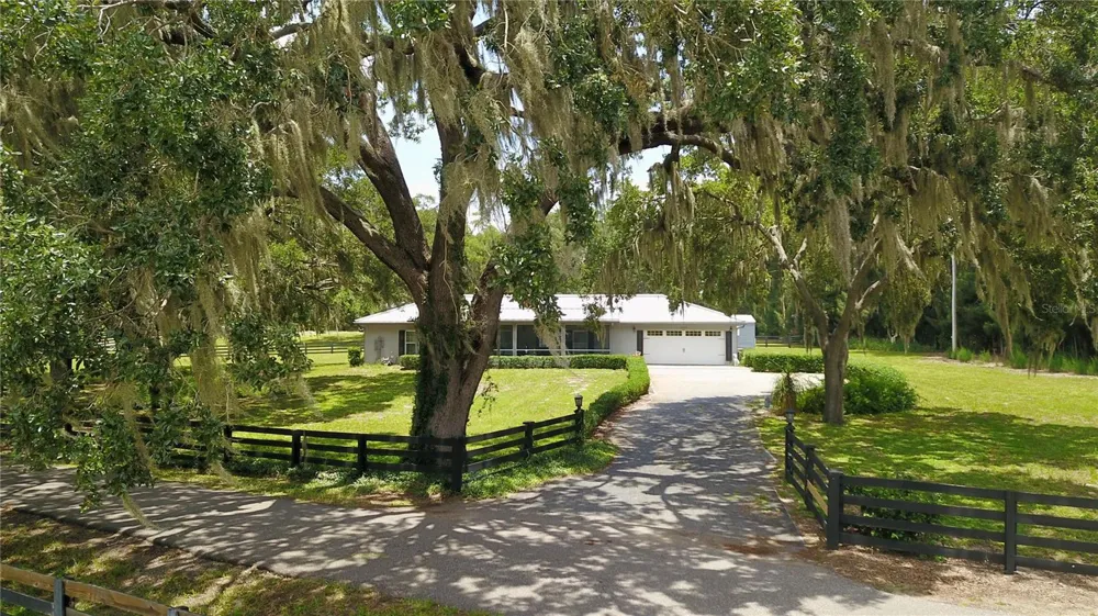 16945 W PHIL C PETERS ROAD Winter Garden, FL 34787
