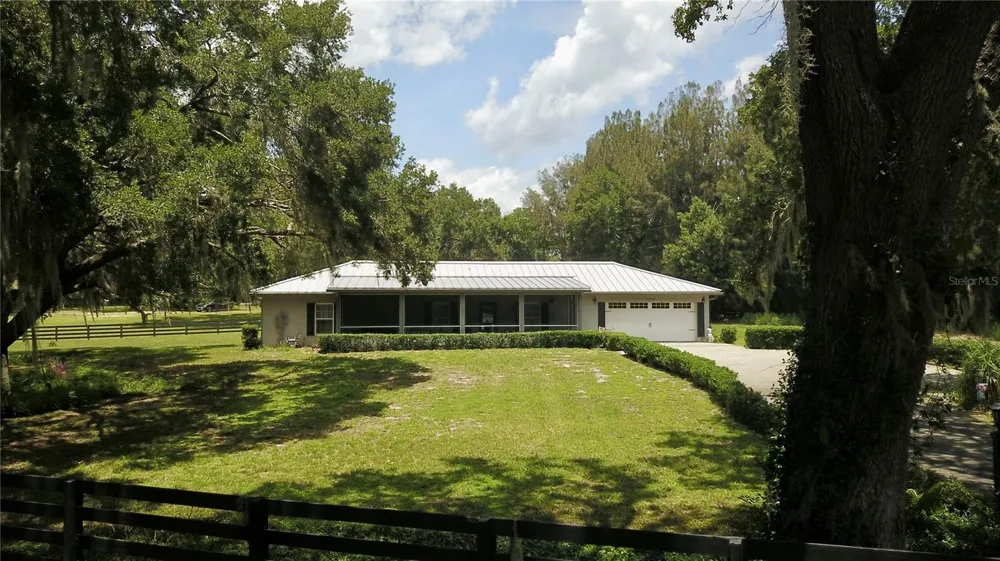 16945 W PHIL C PETERS ROAD Winter Garden, FL 34787