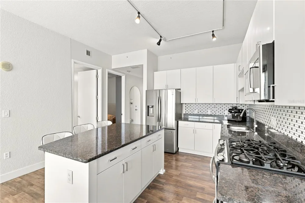 150 E ROBINSON STREET #1810 Orlando, FL 32801