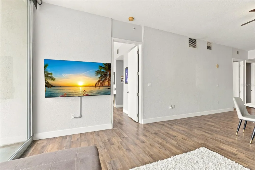 150 E ROBINSON STREET #1810 Orlando, FL 32801