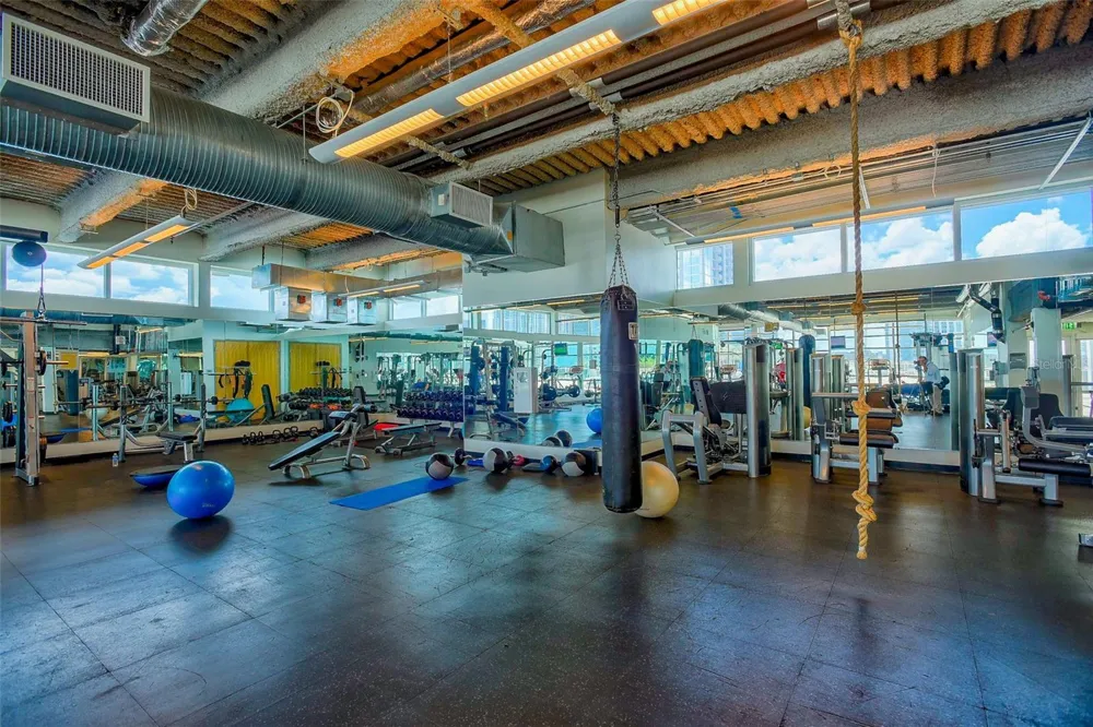 150 E ROBINSON STREET #1810 Orlando, FL 32801