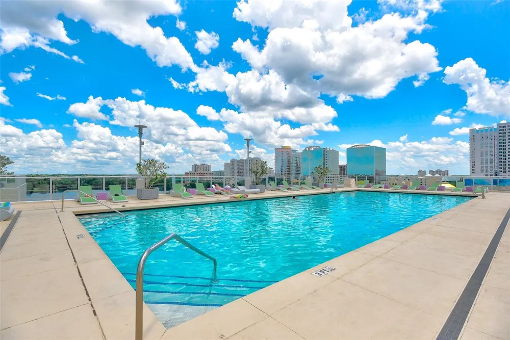 150 E ROBINSON STREET #1810 Orlando, FL 32801