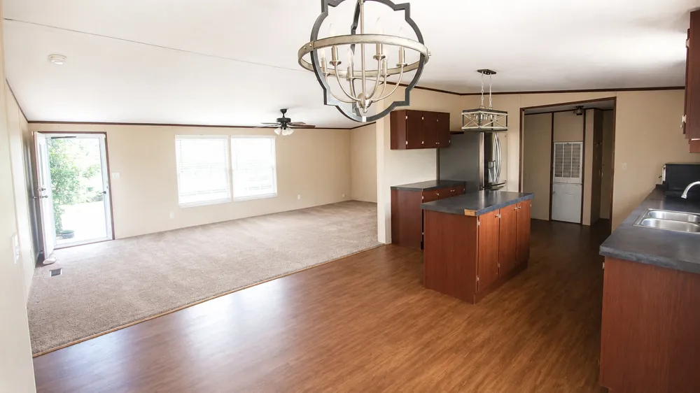 873 Avenue I Poteet, TX 78065