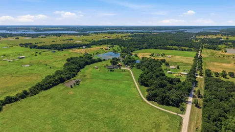 1226 County Road 243