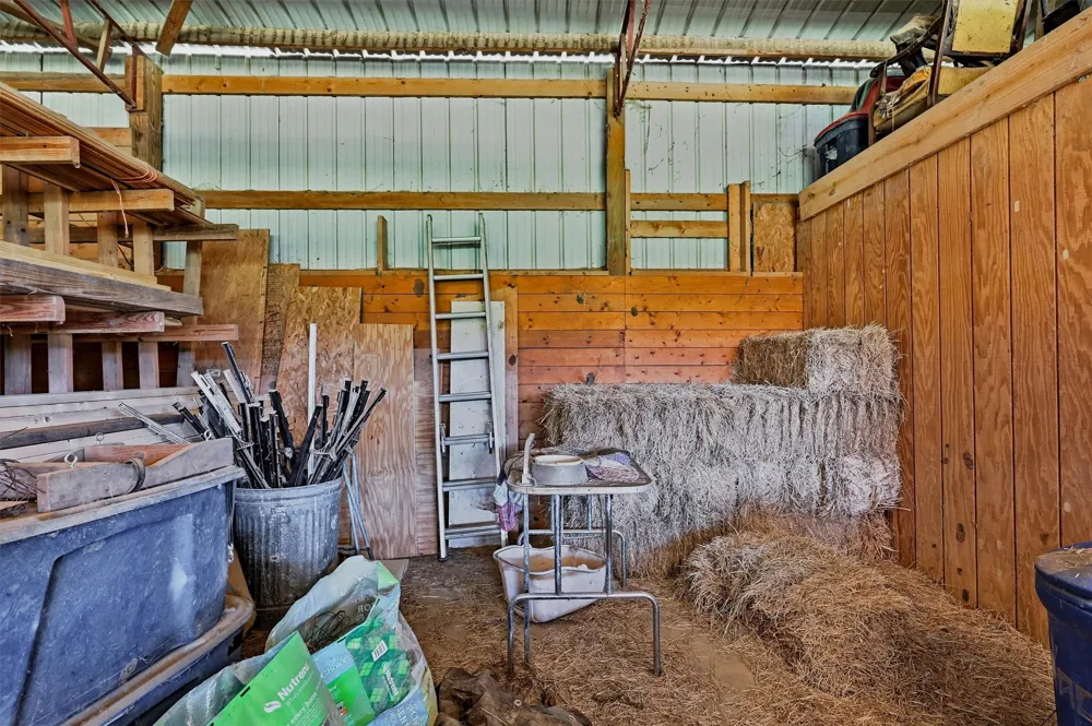 1226 County Road 243 Collinsville, TX 76233