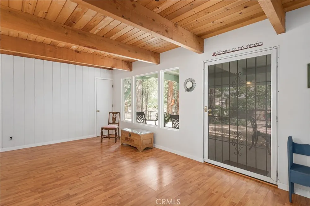 42716 Juniper Big Bear Lake, CA 92315