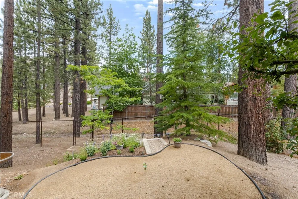 42716 Juniper Big Bear Lake, CA 92315