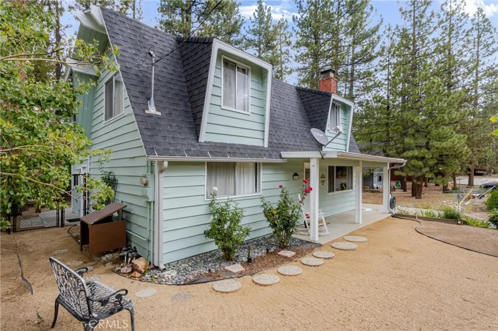 42716 Juniper Big Bear Lake, CA 92315