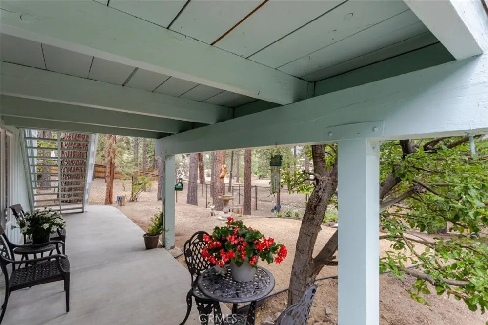 42716 Juniper Big Bear Lake, CA 92315