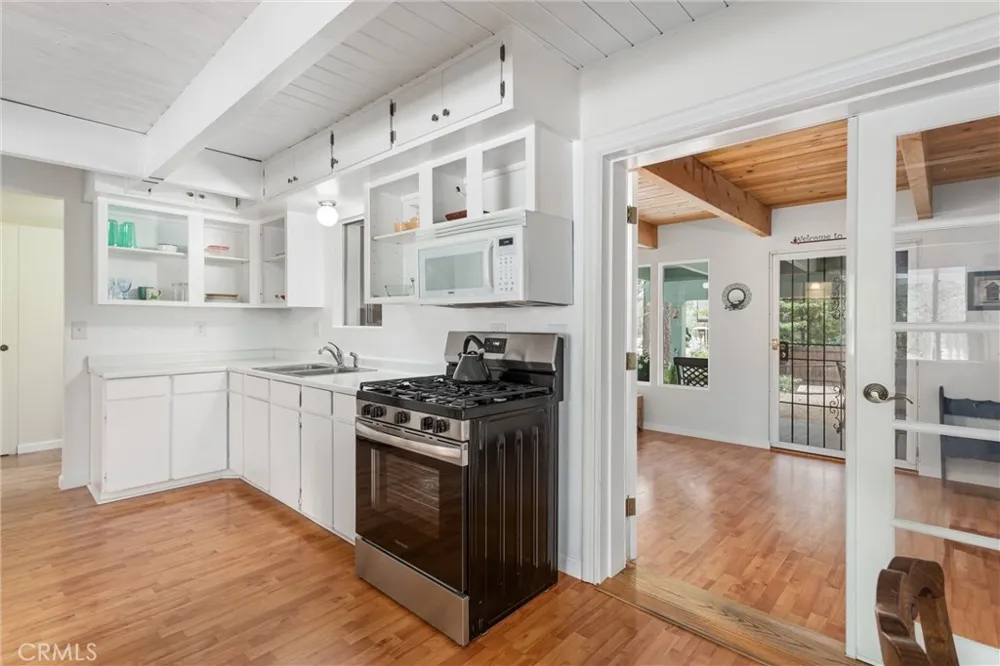 42716 Juniper Big Bear Lake, CA 92315