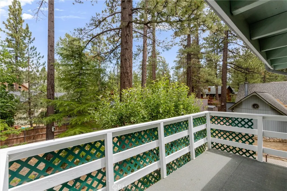 42716 Juniper Big Bear Lake, CA 92315