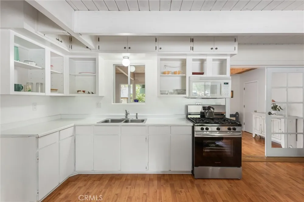 42716 Juniper Big Bear Lake, CA 92315