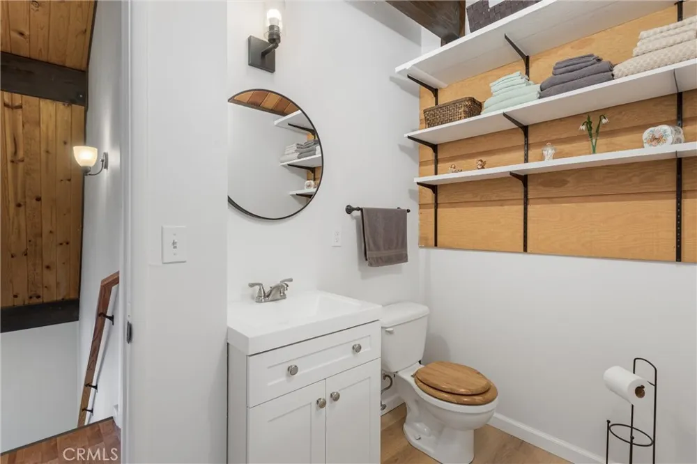42716 Juniper Big Bear Lake, CA 92315