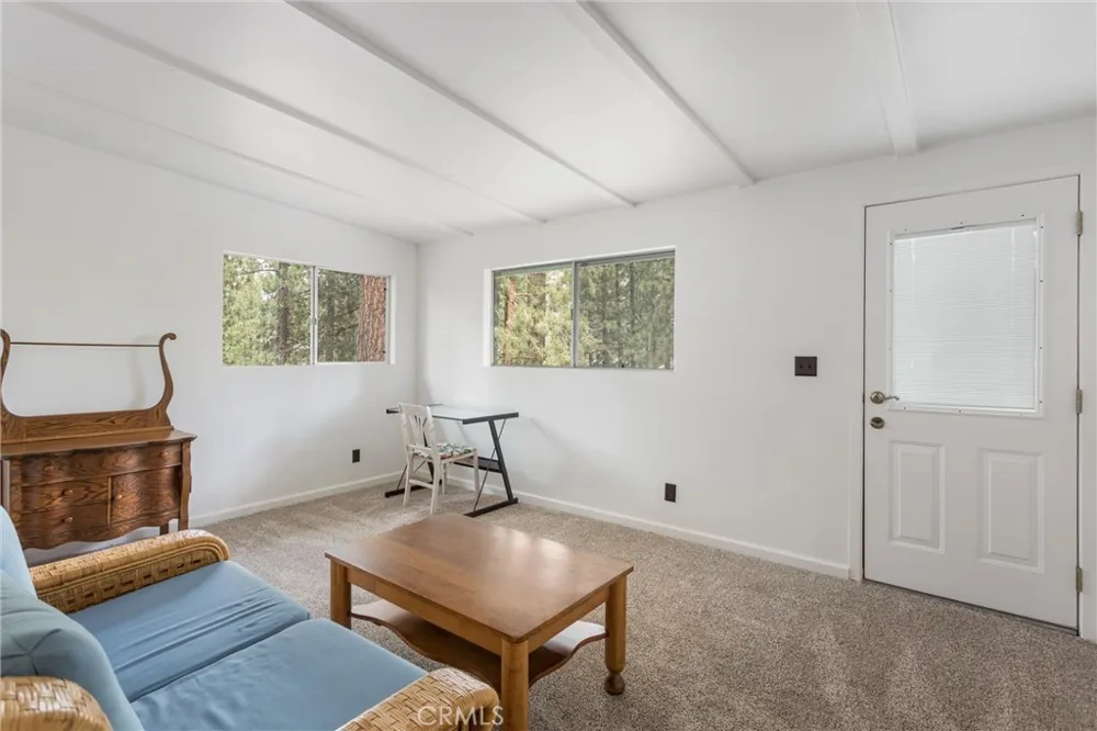 42716 Juniper Big Bear Lake, CA 92315