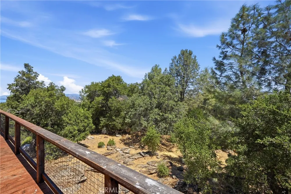 13420 Point Lakeview Road Lower Lake, CA 95457