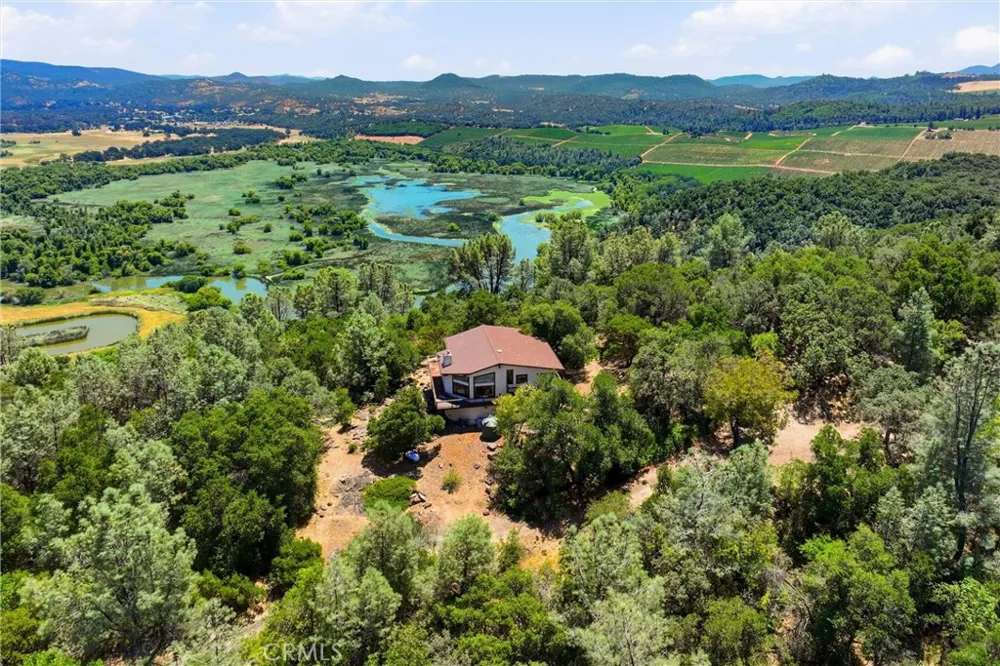 13420 Point Lakeview Road Lower Lake, CA 95457