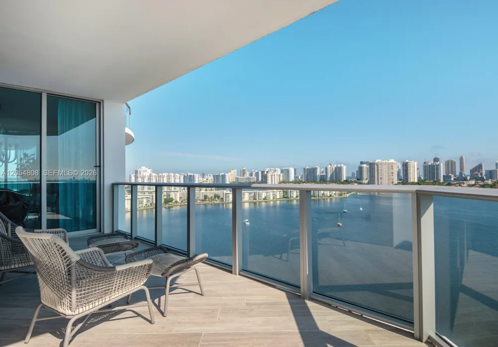 17301 Biscayne Blvd #1609 North Miami Beach, FL 33160