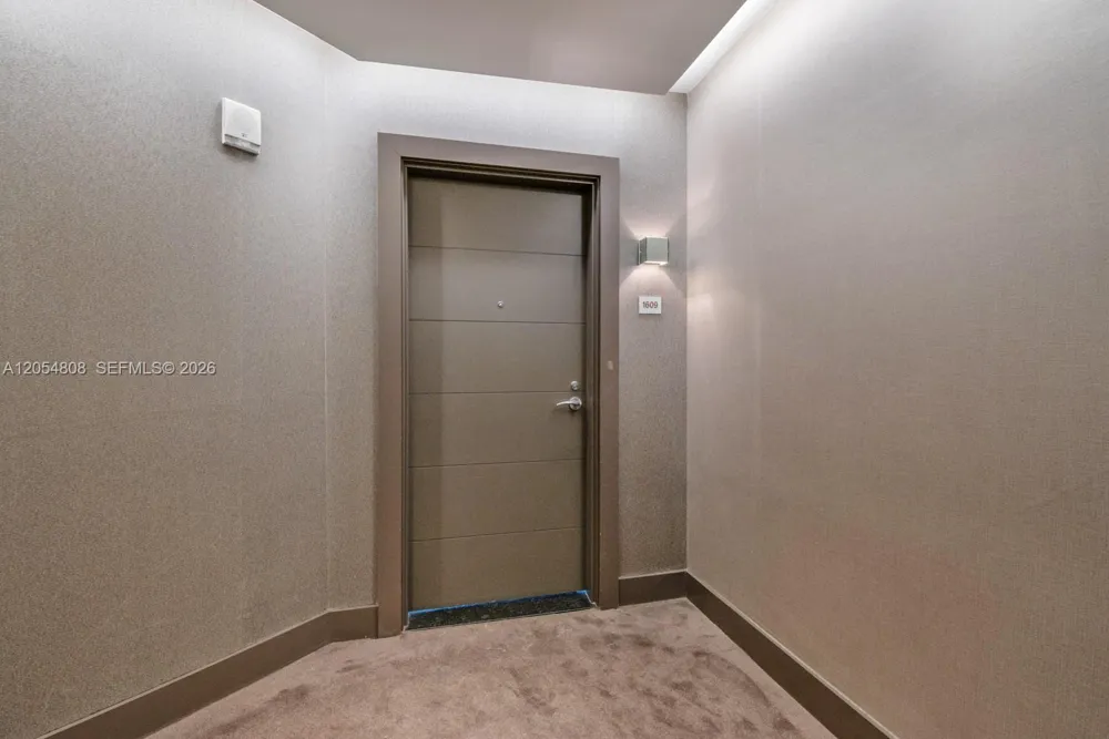17301 Biscayne Blvd #1609 North Miami Beach, FL 33160
