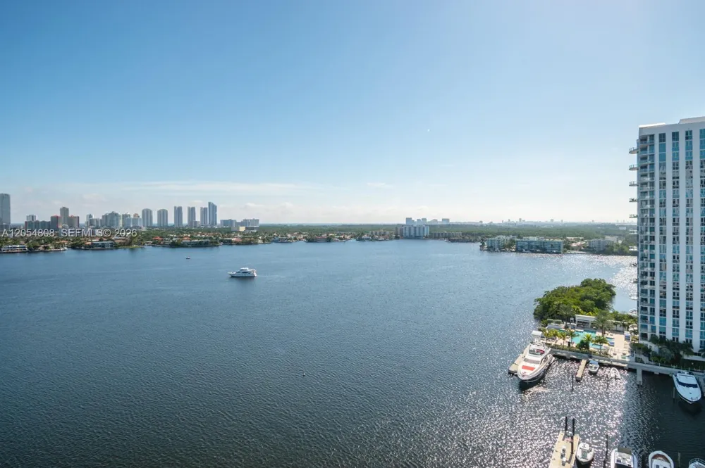 17301 Biscayne Blvd #1609 North Miami Beach, FL 33160