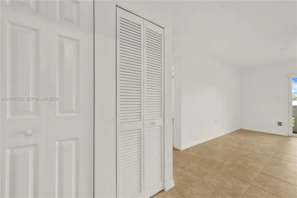 14500 SW 88th Ave #217 Palmetto Bay, FL 33176