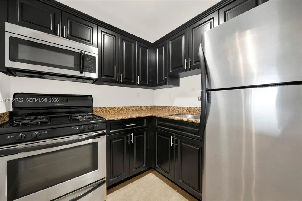 14500 SW 88th Ave #217 Palmetto Bay, FL 33176