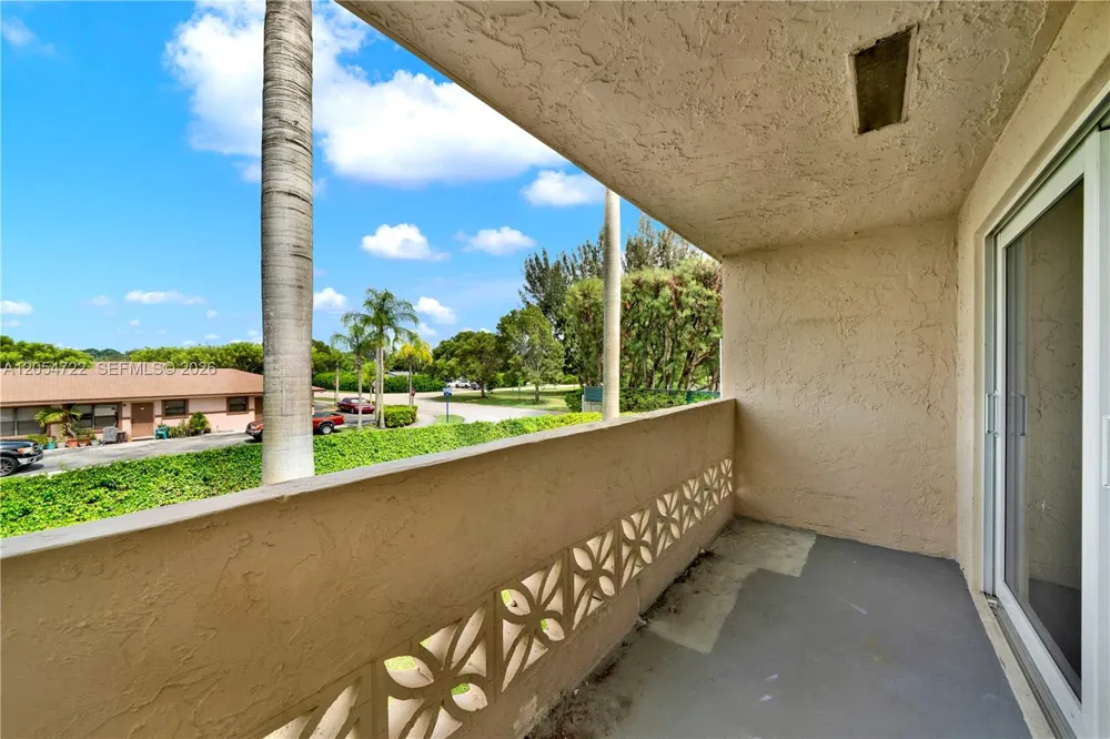 14500 SW 88th Ave #217 Palmetto Bay, FL 33176