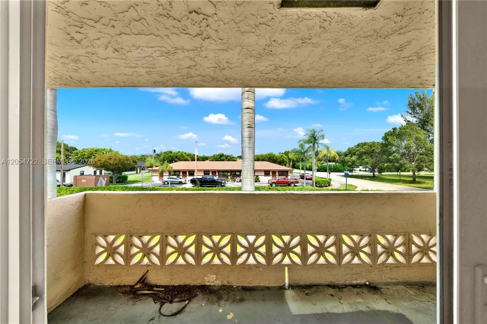 14500 SW 88th Ave #217 Palmetto Bay, FL 33176