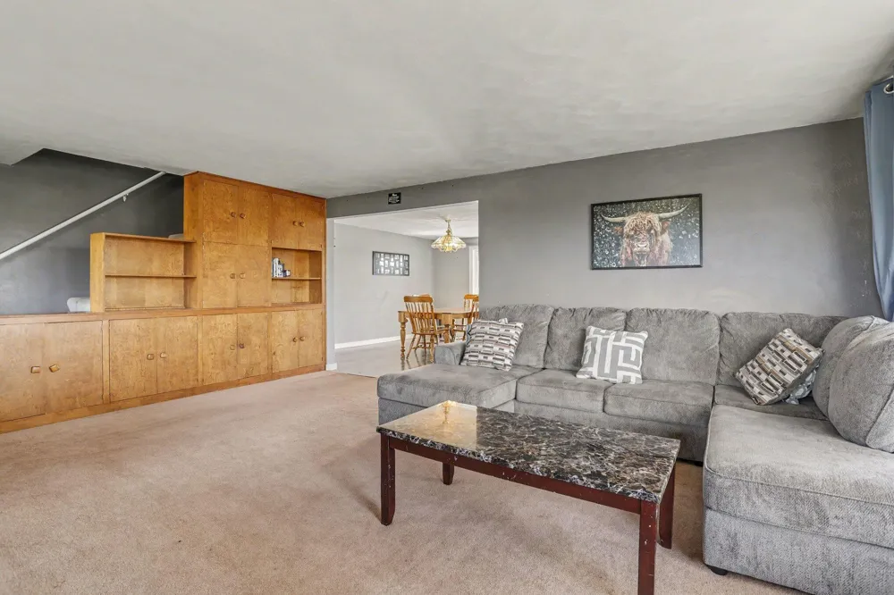 59379 Territorial Road Decatur, MI 49045