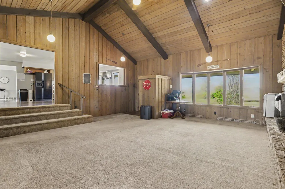59379 Territorial Road Decatur, MI 49045