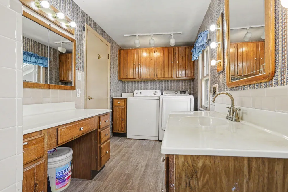 59379 Territorial Road Decatur, MI 49045