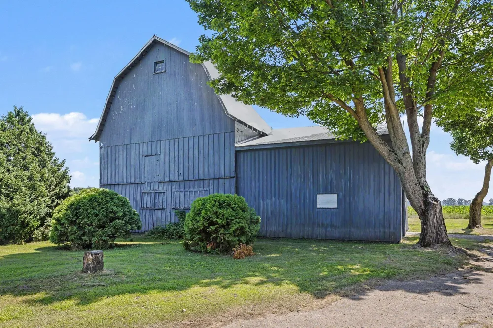 59379 Territorial Road Decatur, MI 49045