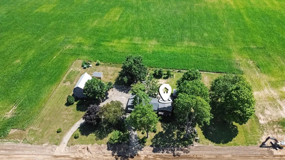 59379 Territorial Road Decatur, MI 49045