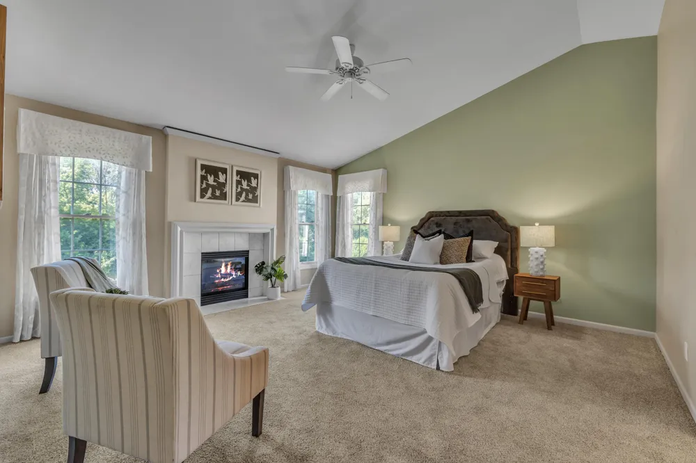 44899 Weymouth Drive Canton, MI 48188