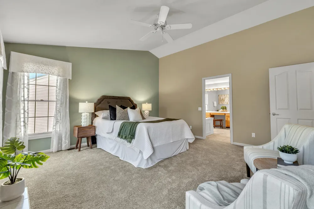 44899 Weymouth Drive Canton, MI 48188