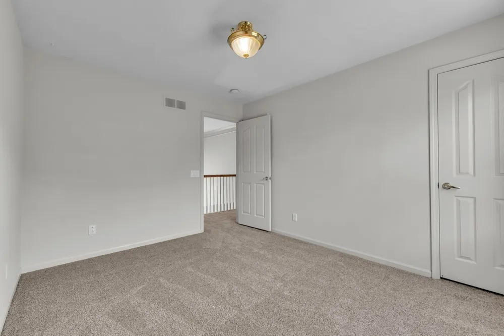 44899 Weymouth Drive Canton, MI 48188
