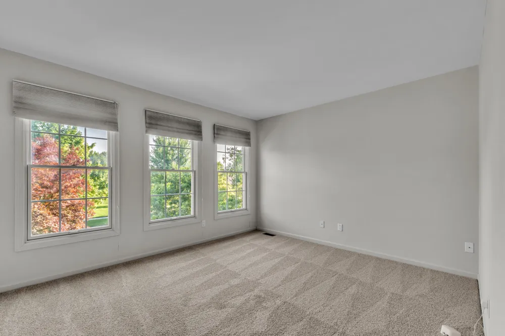 44899 Weymouth Drive Canton, MI 48188