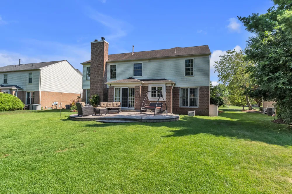 44899 Weymouth Drive Canton, MI 48188
