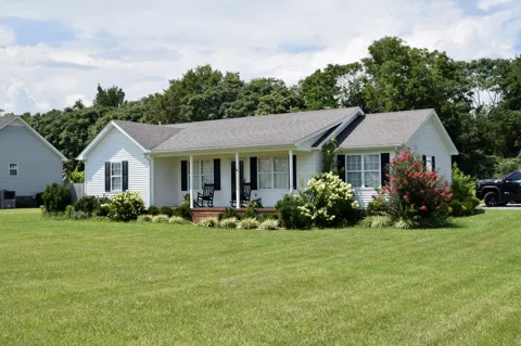 220 Joyce Cir