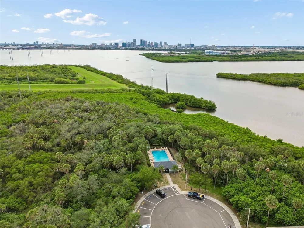 4755 TUSCAN LOON DRIVE Tampa, FL 33619