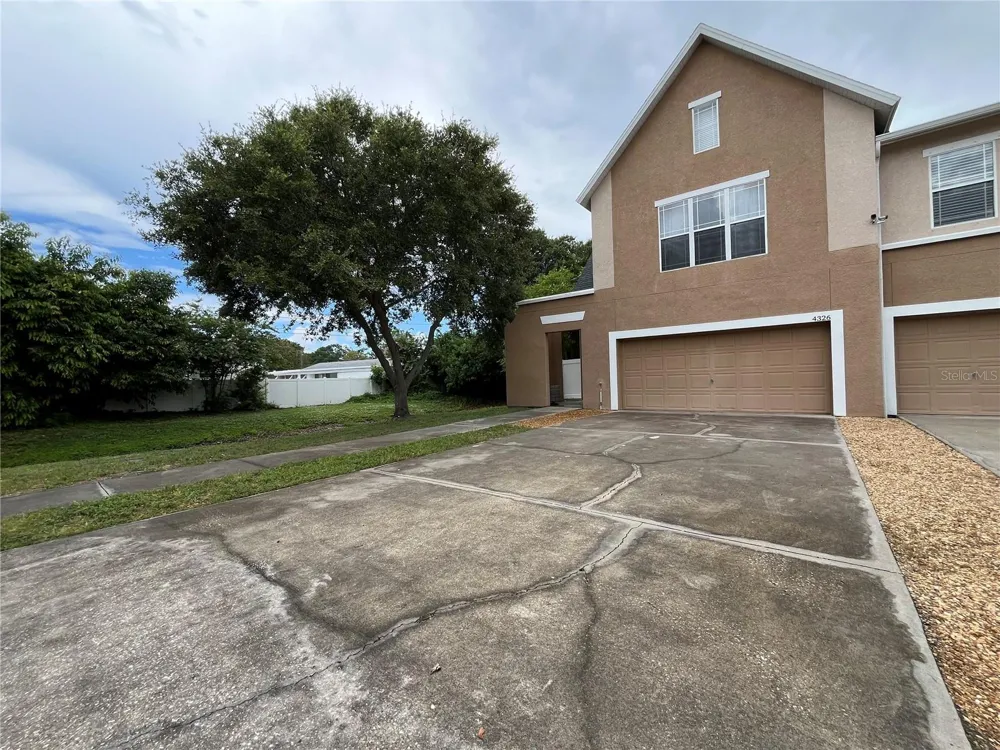 4326 TYLER CIRCLE St Petersburg, FL 33709