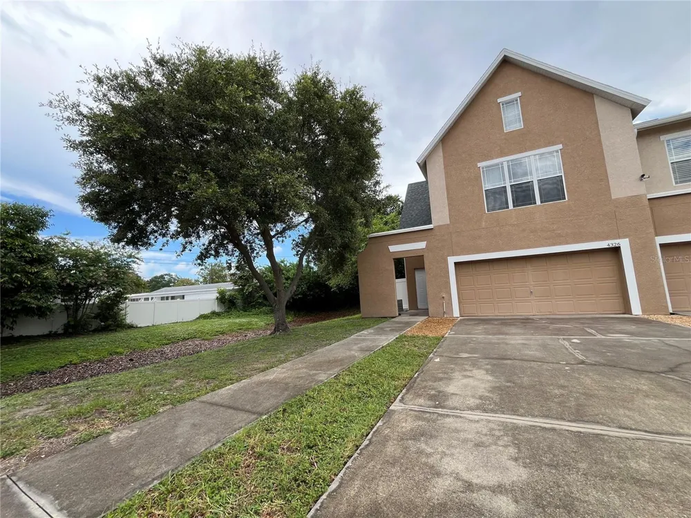 4326 TYLER CIRCLE St Petersburg, FL 33709