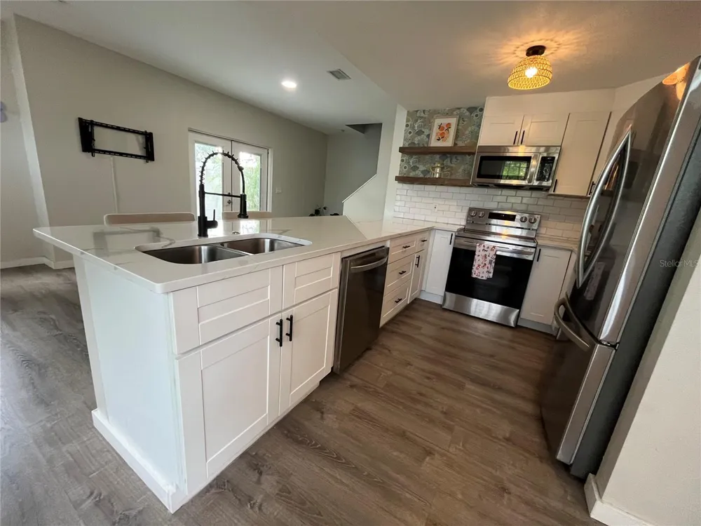 4326 TYLER CIRCLE St Petersburg, FL 33709