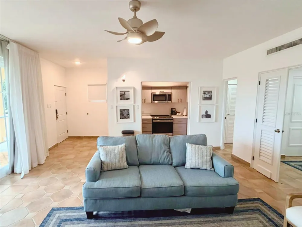 1000 LAS CASITA I, EL CONQUISTADOR AVE. #5380 Fajardo, PR 00738