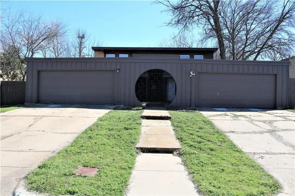 6321 Walraven Circle Fort Worth, TX 76133